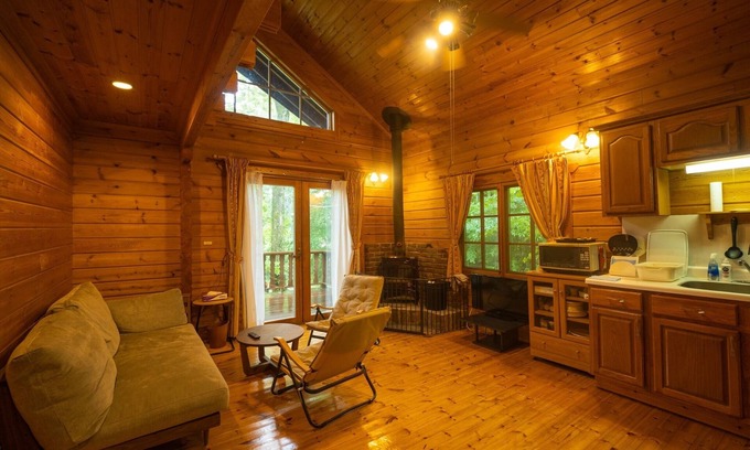 Nasu Casa | Close to Nasu no Mori log house BBQ on the deck - clover villa / Nasu-gun Tochigi