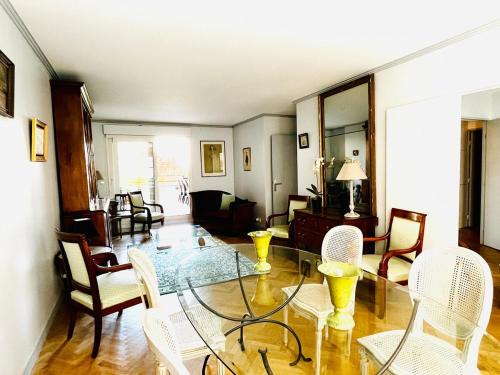 Billancourt–Rives de Seine Apartamento | Close to Roland-Garros & Direct Eiffel Tower