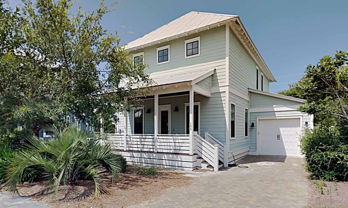 Lakeside at Blue Mountain Beach Casa | Close to the Beach! Beautiful 30A Home with Community Pool