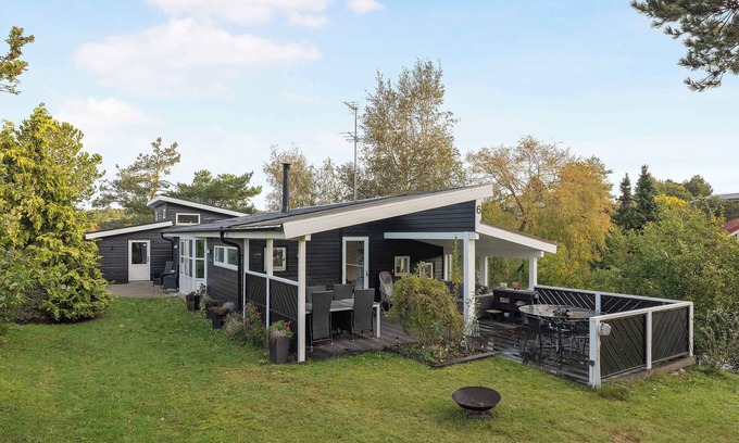 Vibæk Strand Casa | Close to the beach and forest and Ebeltoft