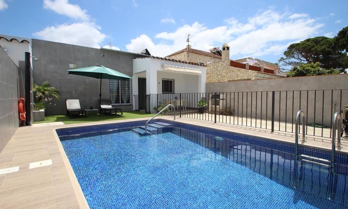 Conil de la Frontera Casa | Cerca de la ciudad de Conil, piscina segura para niños para unas vacaciones familiares perfectas, wifi, aire acondicionado - Casa Chaparro 2 -