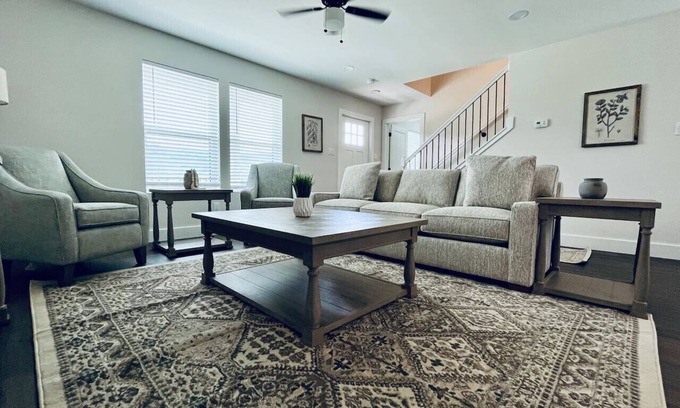 Greenway Casa | Close to UT, Downtown Knoxville & Smokies Baseball