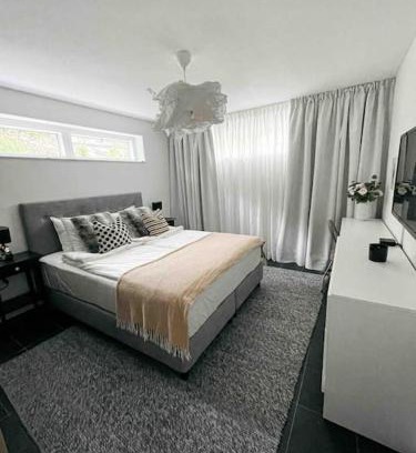 Saltsjobaden Apartamento | Close to water and nature