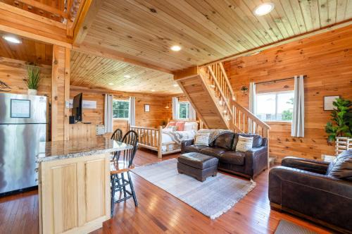 Bryant Casa | Cloud 9 Cabin with an indoor pool hot tub & fire pit