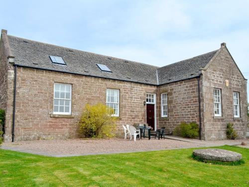 Laurencekirk Casa | Cloud Howe