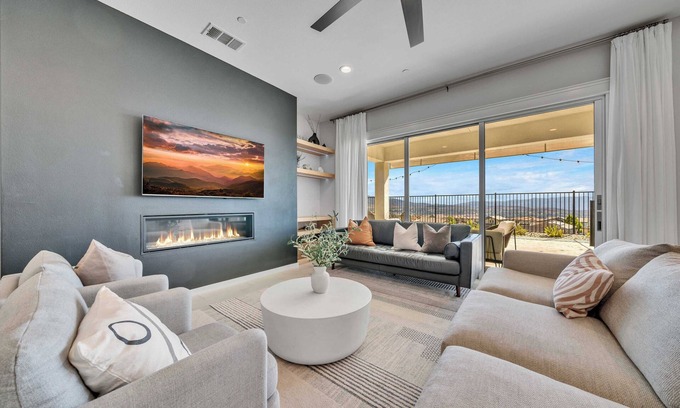 Canyon Country Casa | Cloud's Edge Residence On Cumulus Ct G#42174
