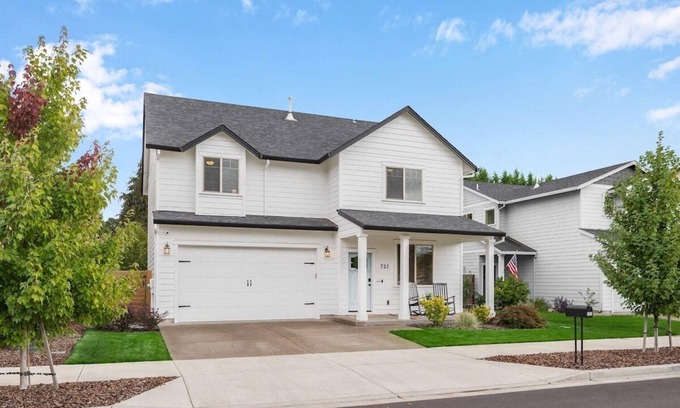 Dundee Casa | Cloud Wine Cottage · Walk to Wineries, Pets Stay Free!