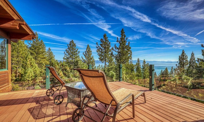 Lake Forest Casa | Clouds Rest in Dollar Point By Tahoe Getaways - Lake views - Hot Tub & Game Room