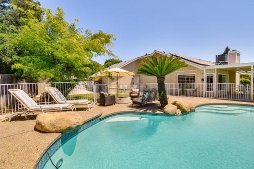Clovis Casa | Clovis Family Home Private Pool, Near Old Town!