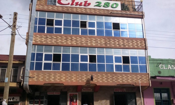 Isiolo Hotel | Club 280