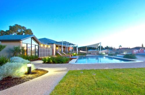 Seven Mile Beach Complejo | Club Wyndham Seven Mile Beach, Trademark Collection by Wyndham