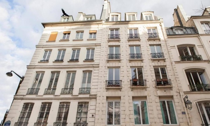 Quartier Sainte-Avoye Casa | Club246 Paris