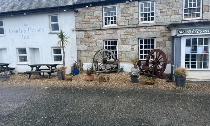 Saint Erth Praze Hotel | Coach and Horses INN