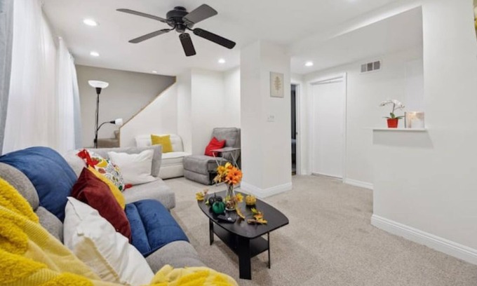 Jefferson Park Casa | Coach house in Chicago
