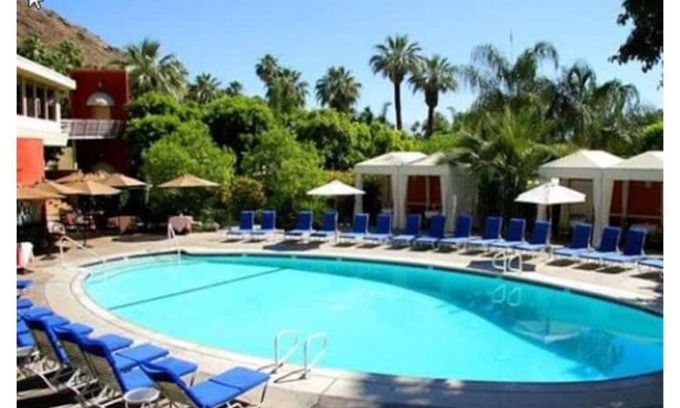 Indian Canyon Casa | Coachella Jr Villa Palm Canyon Resort - Sleeps 4