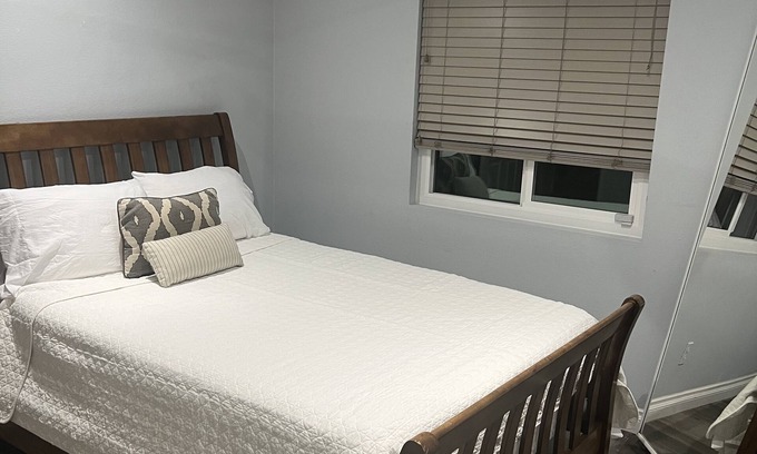 Coachella Casa | Coachella & Stagecoach walking distance