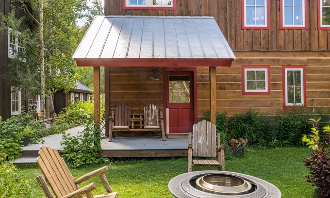 Crested Butte Casa | ¡Retiro en la ciudad de Coal Creek! 3BR / 3 BA completos - SLPS 8+ - ¡2 cuadras a Elk Ave!
