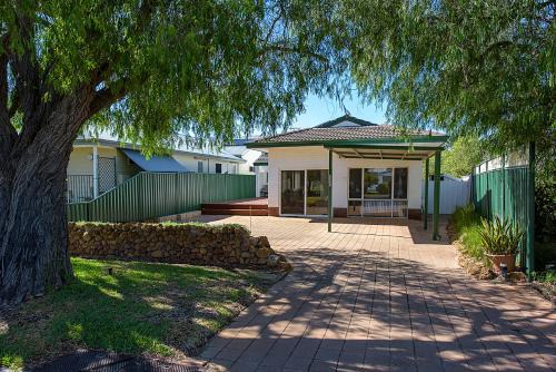 Geographe Casa | Coast Haven Busselton Bright, Retreat Near Beach