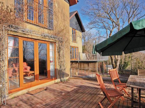 Pendine Casa | Coast View Cottage - Hw7745