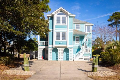 Corolla Light Casa | Coastal Charm with Pool Hot Tub & Resort Amenities