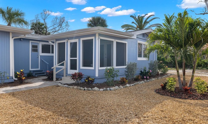 Sanibel Casa | Recién renovado cabaña costera elegante minutos a la playa!