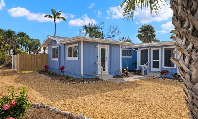 Gulf Ridge Cabaña | Recién renovado Coastal Chic Cottage minutos de la playa! Bicicletas gratis!