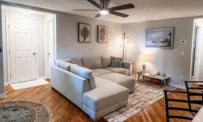 Apalachicola Casa | Coastal Cottage- Apalachicola- Golf Cart Rental
