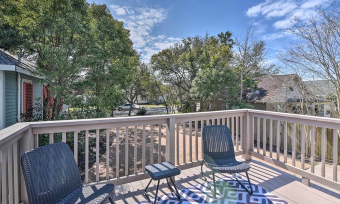 Galveston Cabaña | Coastal Galveston Retreat < 1 Mi to Beaches!