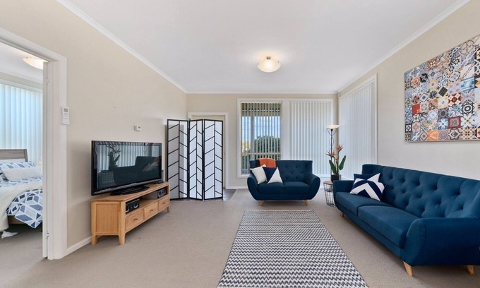 Triabunna Casa | Coastal Get Away - Home close to Marina, where you get the Maria Island Ferry