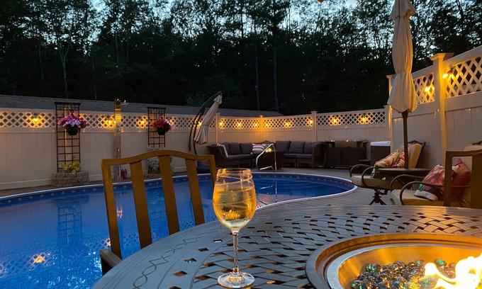 South Berwick Casa | Coastal Home- Heated Saltwater Pool, Hot Tub, Outdoor Kitchen!