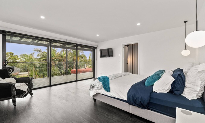 Frankston Casa | Vrbo Property