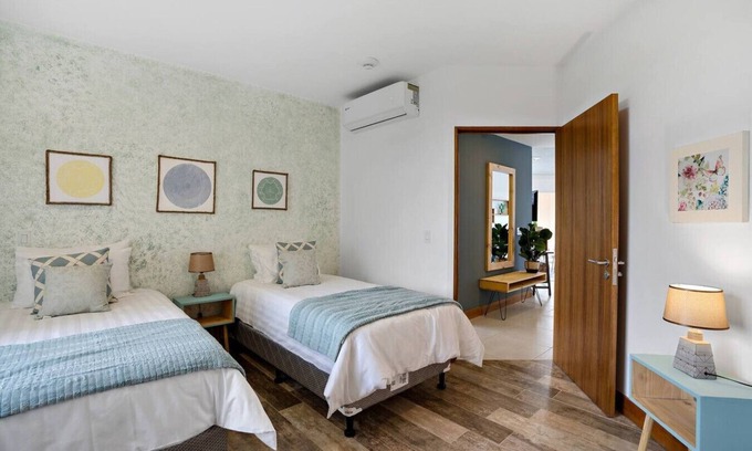 Playa Langosta Apartamento | Coastal Luxury Condo, Great Internet and GYM