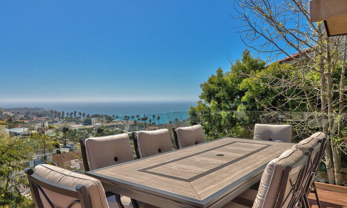 Coastal San Pedro Casa | Coastal Ocean Breeze and Views