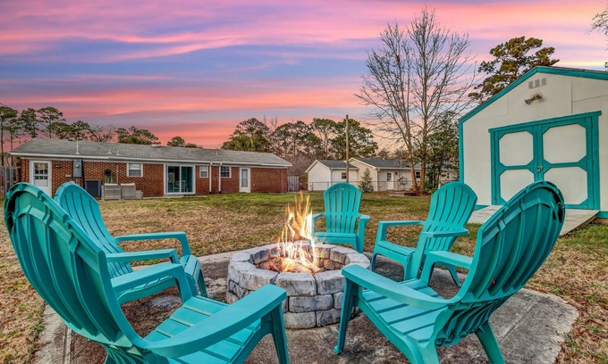 Silver Lake Casa | Coastal Paradise-Monthly Stays Welcome-Pet Friendly