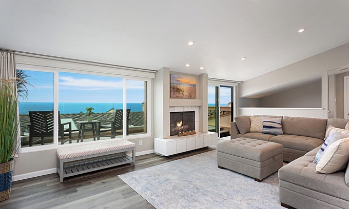Solana Beach Condominio | Coastal Retreat- Immaculate Ocean View Condo-Large Patio, Tennis, Pool