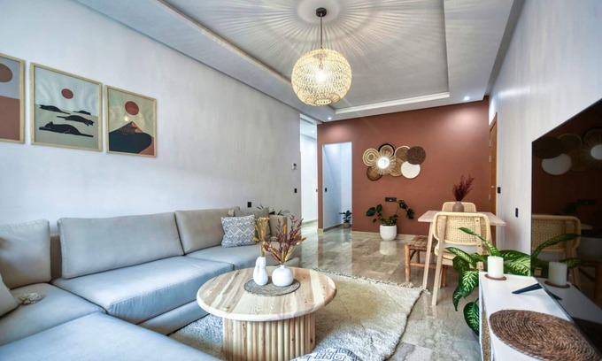 Agadir Bay Apartamento | Coastal-Apartamento-De Lujo-Baño para personas con movilidad reducida-Vista a...