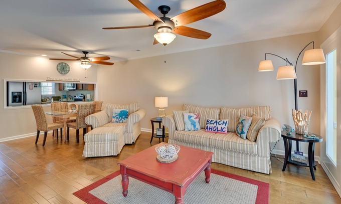 Murrells Inlet Casa | Coastal Vacation Rental - 2 Mi to Huntington Beach