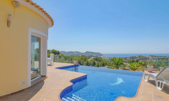 Benimeit Villa | Villa en Moraira con Vista al Mar y Piscina