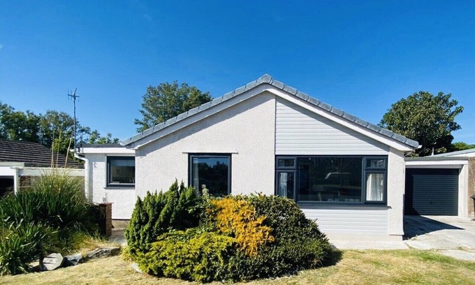Cemaes Bay Casa | Delightful Coastal Village Bungalow, Cemaes Bay, Anglesey, capacidad para 6 perros