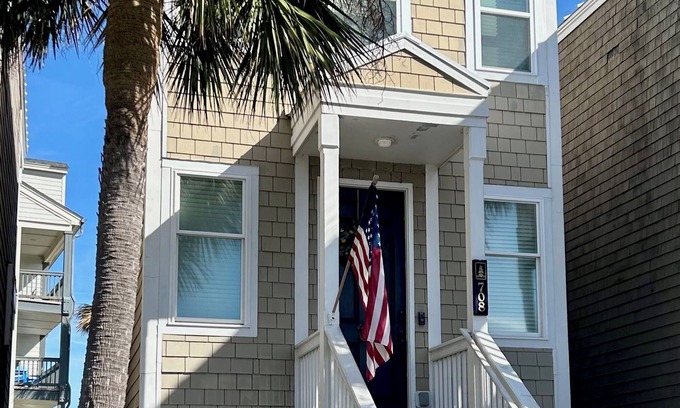 Saint Helena Island Casa | Coastline Cottage with Breathtaking Ocean Views On Fripp Island Wi-Fi, Golf Cart