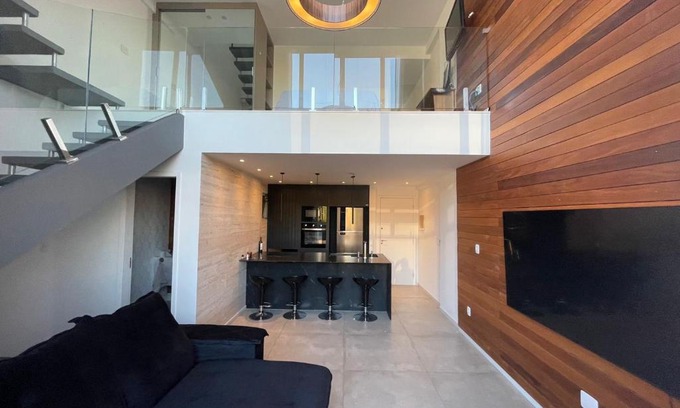 Sao Mateus Apartamento | Cobertura aconchegante perto do shopping independência, home office, garagem
