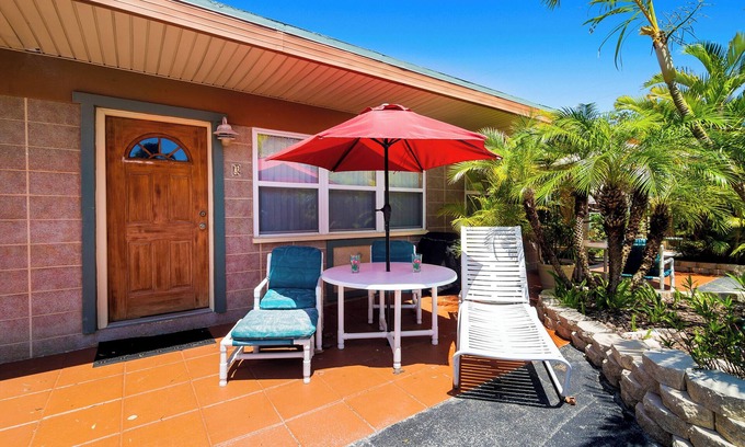 Cocoa Beach Apartamento | Coco Sands Studio Unit 3