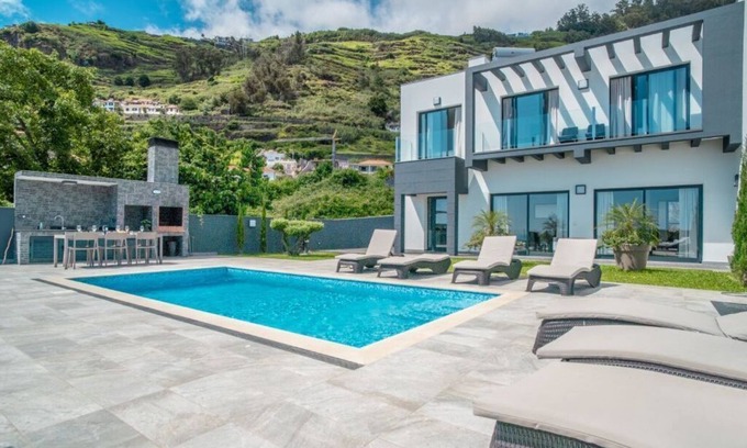 Prazeres Villa | Coco Tangalla Villa I