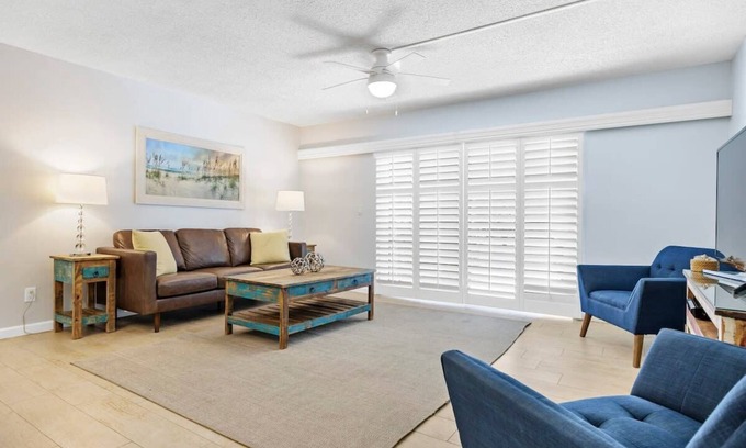 Avon By The Sea Condominio | Cocoa Beach Club-Beachfront Condo