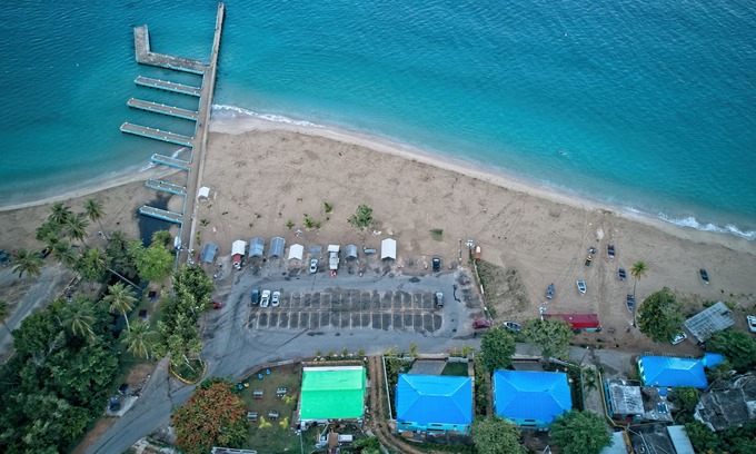 Aguadilla Casa | Cocoloba Deluxe 1- Beach front casita steps from the beach and Popular Beach Bar