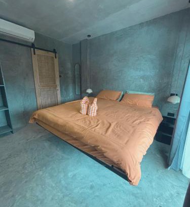 Catangnan Hotel | Coconut Home - Room 1