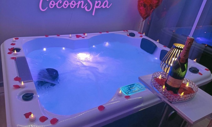 Casselardit Apartamento | Cocoonspa Love Room Avec Jacuzzi, Idéal Pour un Couple