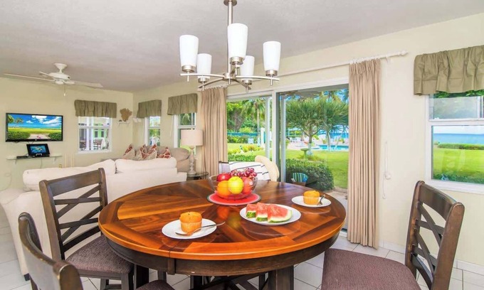 Seven Mile Beach Condominio | Magnífica vista al mar - Cocoplum de snorkel de clase mundial # 5 por Cayman Vacation