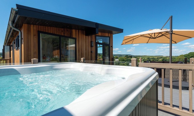 Ebford Otro | Cofton Holidays