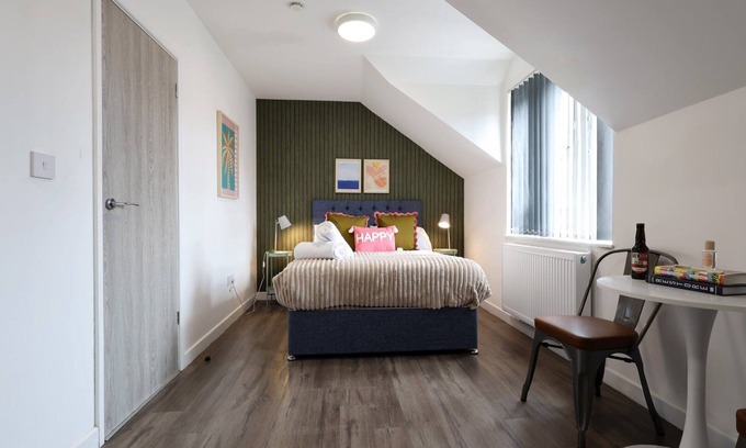 Penylan Apartamento | Cohost Partners Studio Renovated 2025
